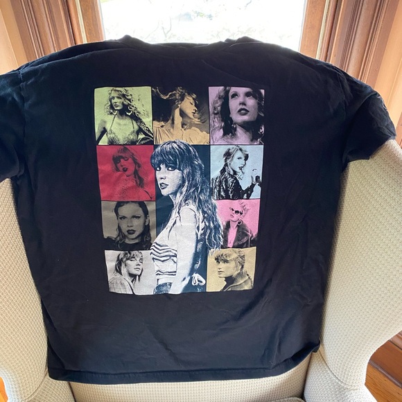 Taylor Swift Era Tour - Gillette Stadium 2023 Foxboro MA - Picture 2 of 5